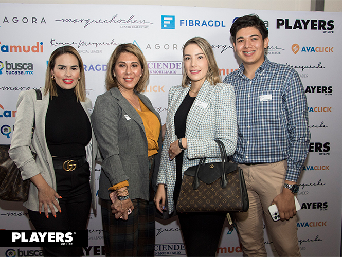 Yazmín Osuna, Anayansi Contreras, Frida Peraza y Luis Lizárraga en Trasciende Refresh Inmobiliario