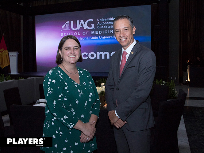 Elizabeth Gracon y Carlos González UAG International Campus