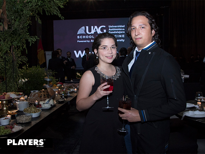 Gabriela García y Álvaro Reyes UAG International Campus