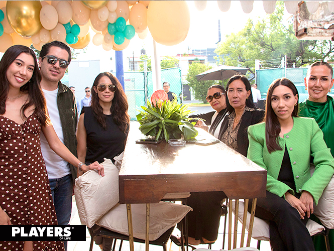 Camila Martínez, Christian Navarro, Alejandra Tovar, María Elena Ayala, Raquel Tovar, Elena Tovar y Raquel Velasco