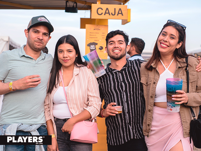 Mariana Zendejas, Daniela Torres, Enrique Hinojosa, Estephany y Etxon Iván Hinojosa López