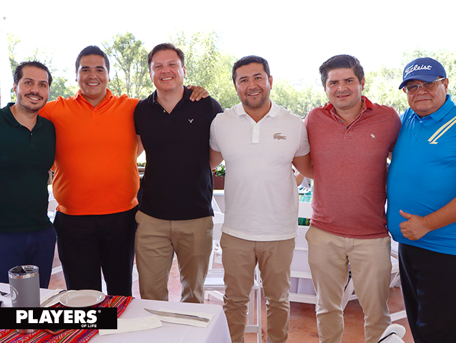 Xristos Mora, Eduardo Mora Blackaller, David Penilla, Luis Barbosa Niño, Omar Mora y Jorge Penilla