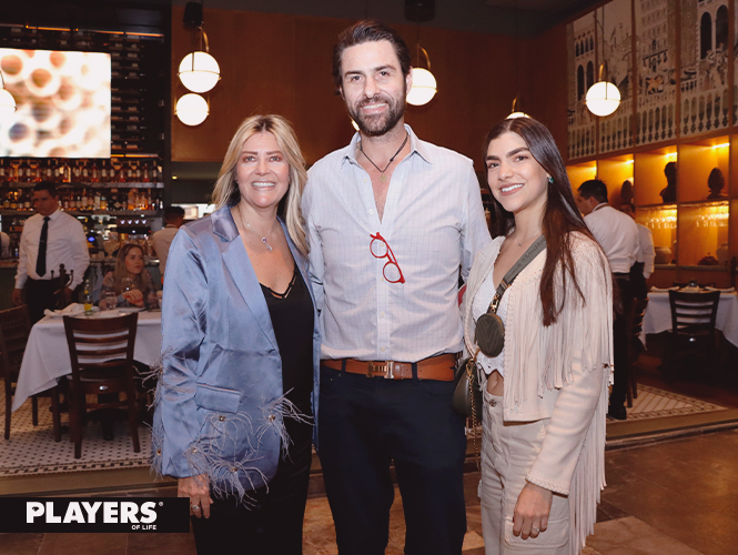 Lety Sahagún, Juan Fer Mondragón y Renata Sahagún