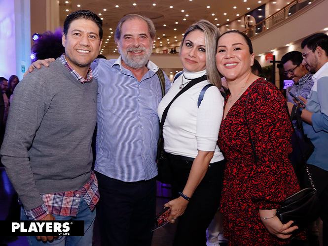 Felipe Paulin, Enrique Bazako, Laura Pérez y Paty Sainz