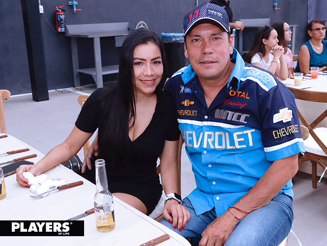 Gisela Ávalos y Néstor Barriga