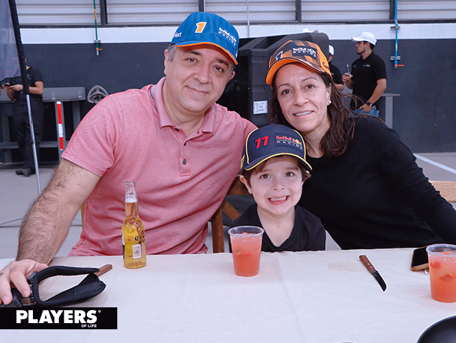 Juan Manuel Carranza, Claudia Martínez e Ian Manuel Carranza