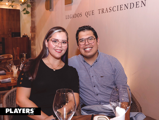 Ana Cisneros e Issac Vega.